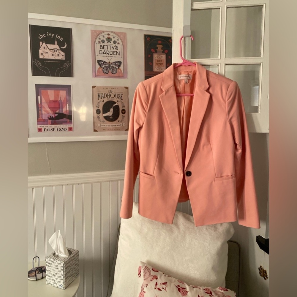Women’s blazer, size 6